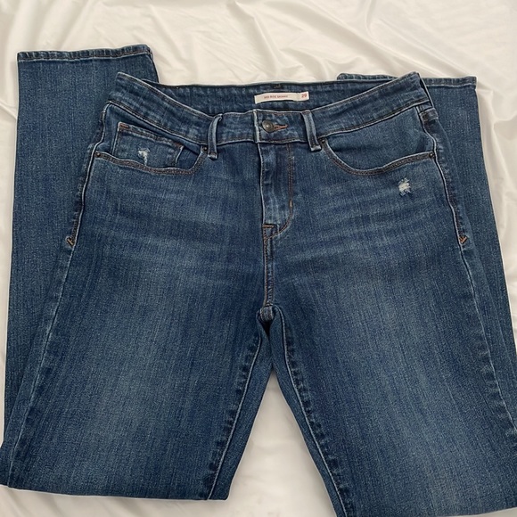 Women’s Levi’s - Picture 5 of 9